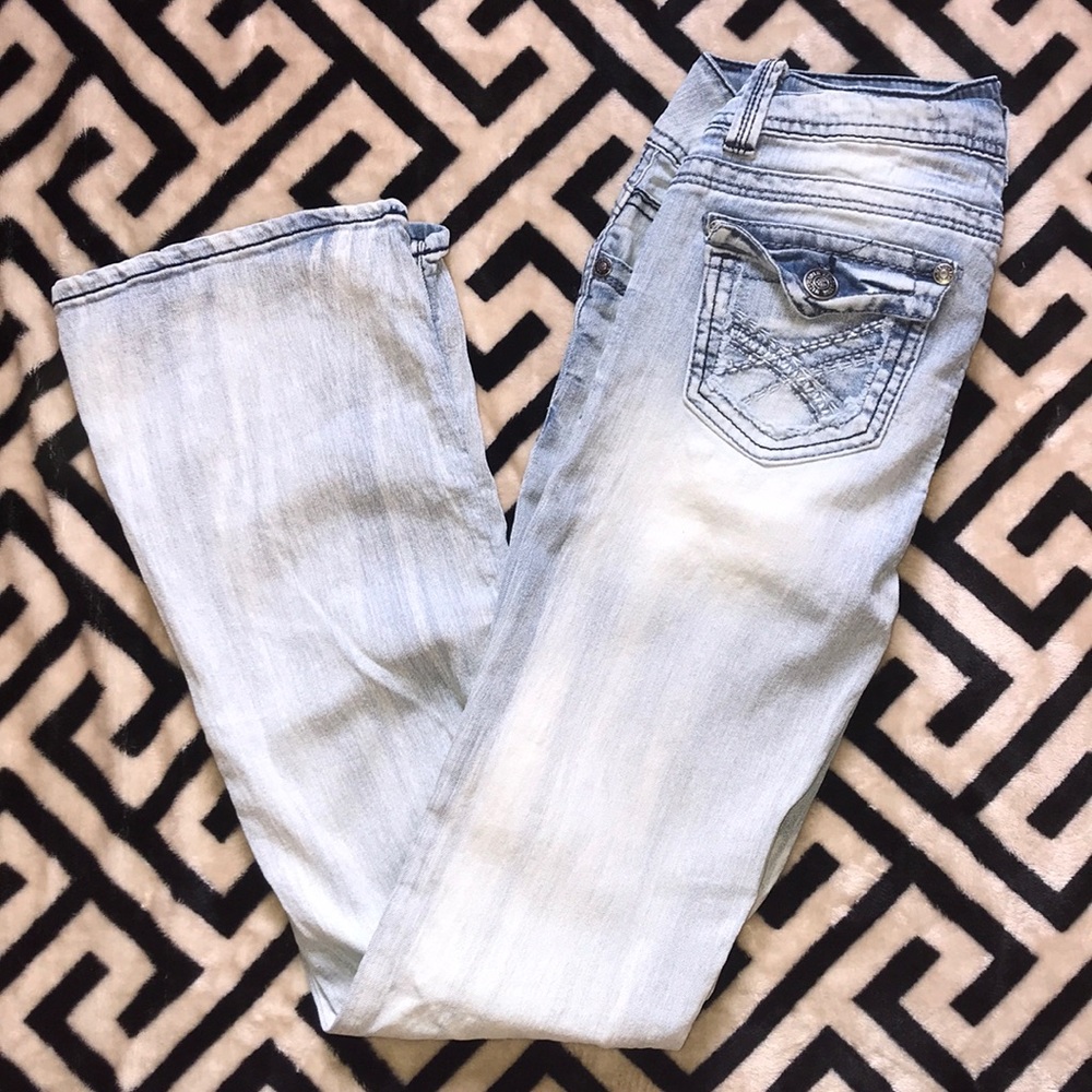 Wallflower Bootcut Jeans